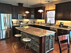 Kitchen_Dining15